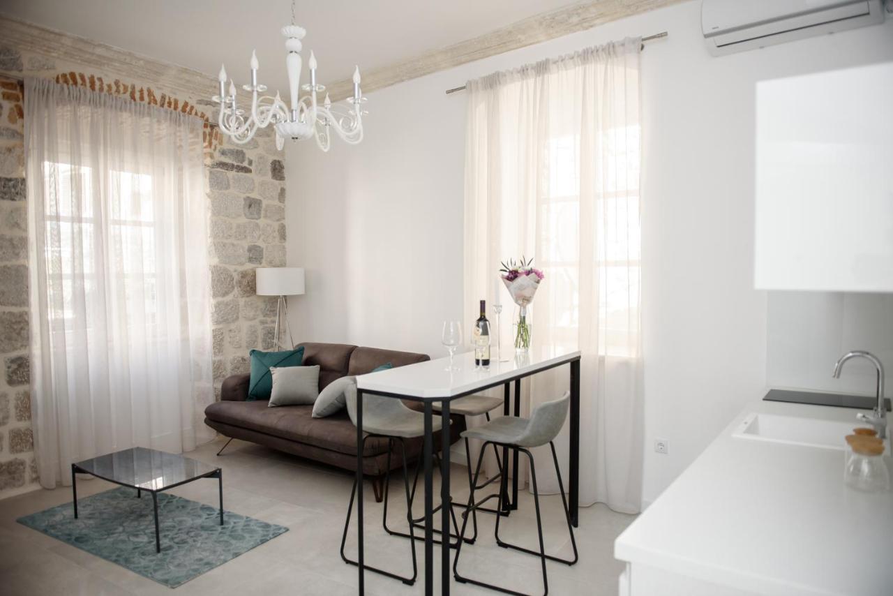 Palazzo Sindik Apartment โกตอร์ ภายนอก รูปภาพ